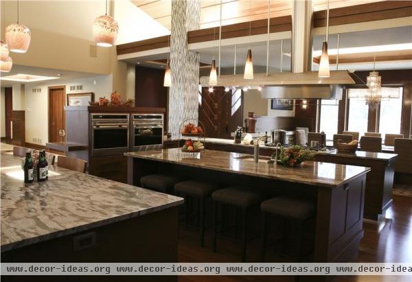 Open Traditional Kitchen by Terri Schmidt