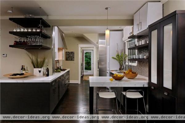 Cozy Contemporary Kitchen by Jennifer Gilmer