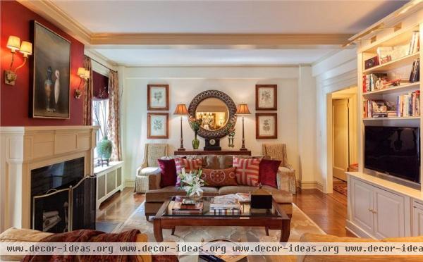 Elegant Traditional Living Room by Barbara Feinstein