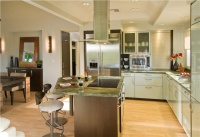 Sunny Contemporary Kitchen by Tiare Cowan, Allied ASID