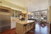 Airy Contemporary Kitchen by David Howell