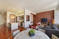 Airy Contemporary Living Room by David Howell