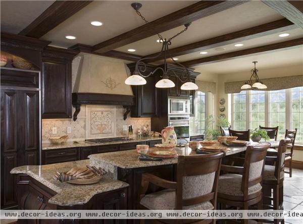 Formal Traditional Kitchen by Lynette Zambon & Carol Merica