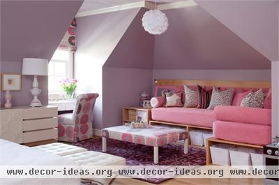 Cozy Contemporary Kid's Room by Tobi Fairley