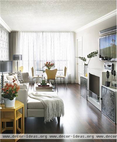 Sunny Contemporary Family Room by Jeffrey and Deborah Fisher