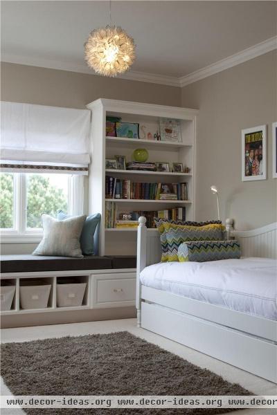 Open Transitional Kid's Room by Tineke Triggs