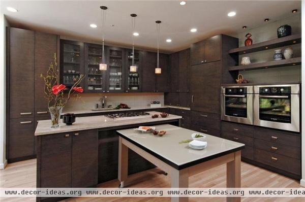 Open Contemporary Kitchen by Jennifer Gilmer