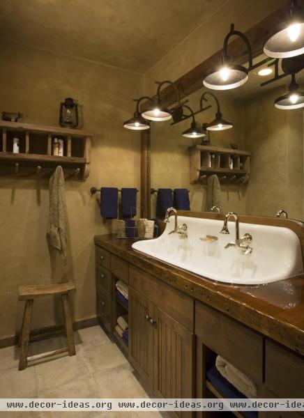 Dark Country/Rustic Bathroom by Jerry Locati