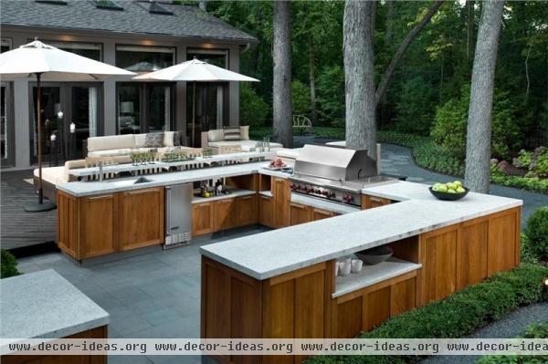 Open Transitional Outdoor Kitchen by Susan Fredman