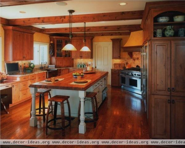 Cozy Country/Rustic Kitchen by Melissa Morgan Sutherland