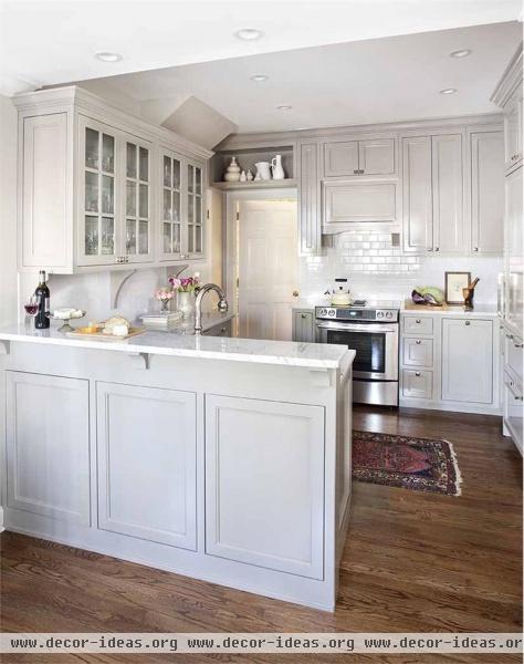 Classic Traditional Kitchen by TerraCotta Properties