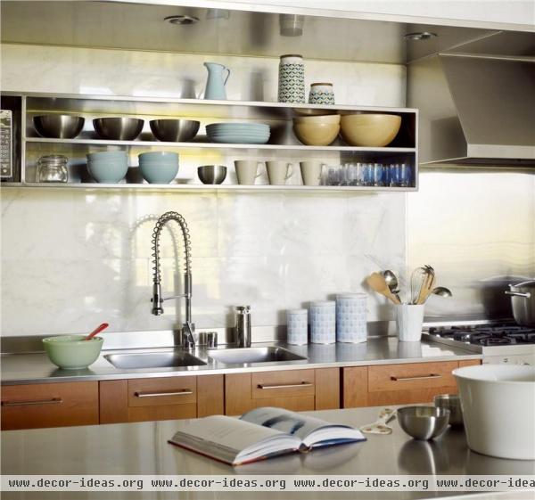 Airy Transitional Kitchen by Gabriel Benroth, Adam Rolston & Drew Stuart