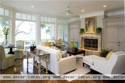 Relaxing Transitional Living Room by Jody  Trail