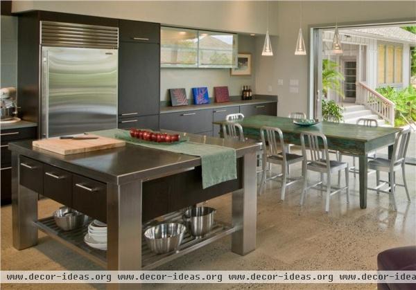 Open Contemporary Kitchen by Tiare Cowan, Allied ASID