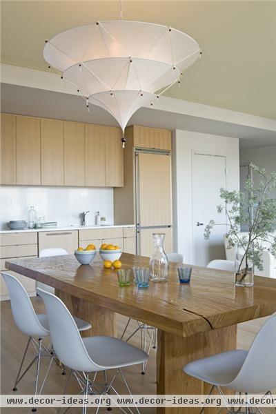 Open Contemporary Dining Room by Jessica Helgerson