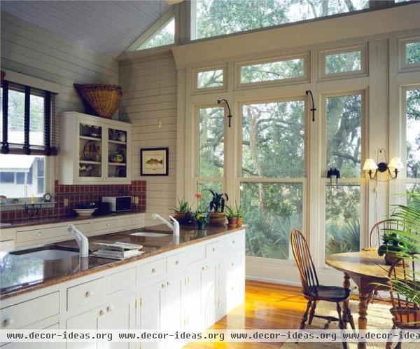 Casual Country/Rustic Kitchen by Jane Frederick