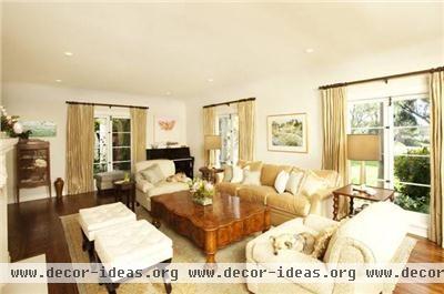 Formal Transitional Living Room by Sarah Barnard