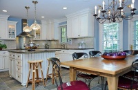 Sunny Transitional Kitchen by Evelyn Benatar