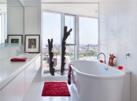 Sunny Contemporary Bathroom by Axis Mundi