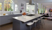 Airy Contemporary Kitchen by Guillaume Gentet