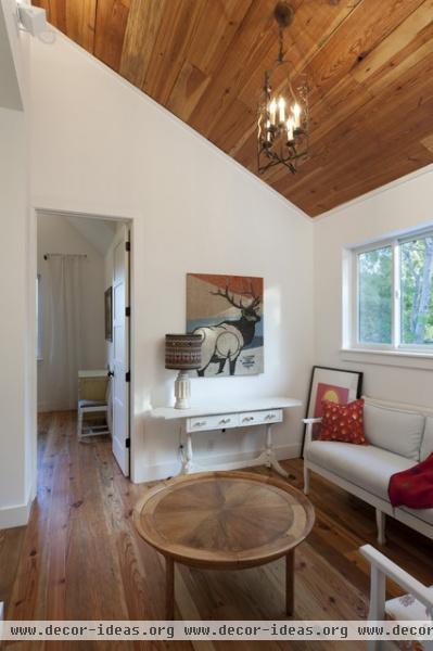 Farmhouse Landing Nook - eclectic - family room - austin