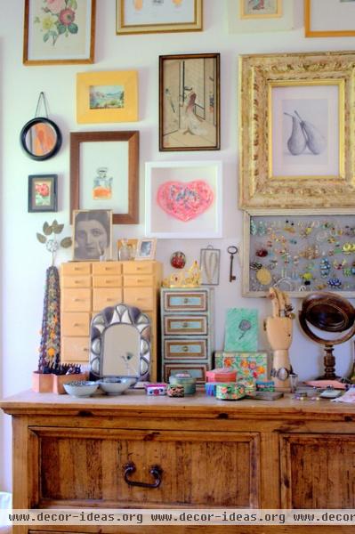 Art wall - eclectic - bedroom - burlington