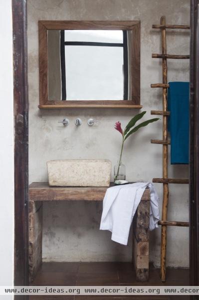 Bohemian Rustic Bathroom