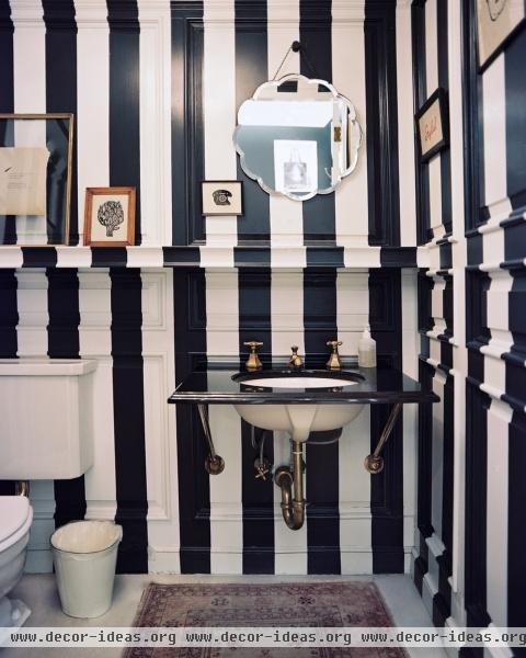 Traditional Bathroom