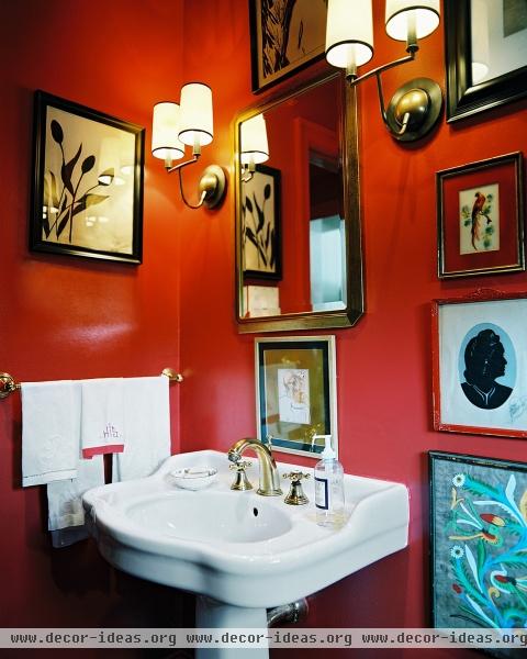 Traditional Bathroom