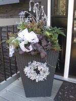 Outdoor Christmas Decorating - traditional -  - vancouver