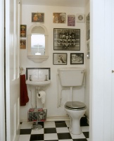 Traditional Bathroom