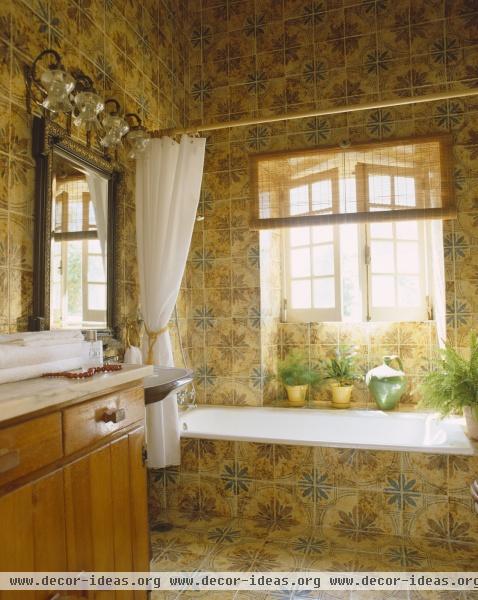 Mediterranean Bathroom