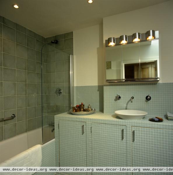 Modern Bathroom