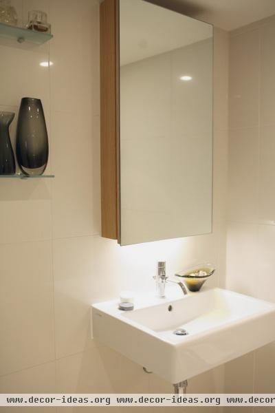 Modern Bathroom