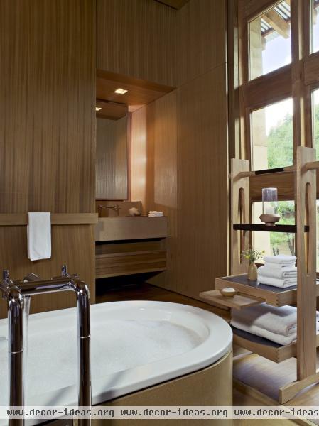 Modern Bathroom