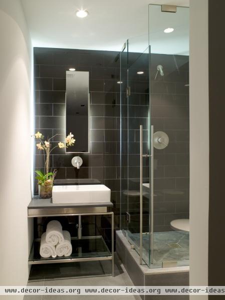 Modern Bathroom