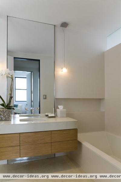 Modern Bathroom