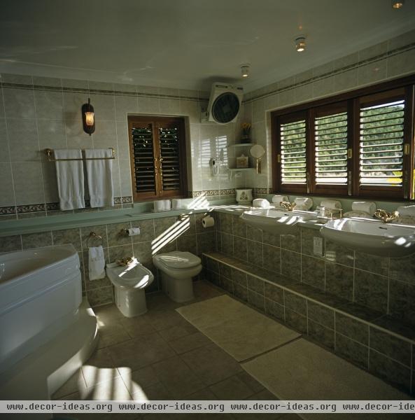 Contemporary Bathroom