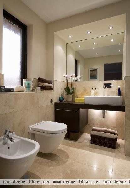 Modern Bathroom