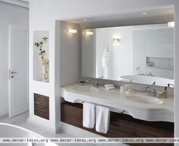 Modern Bathroom