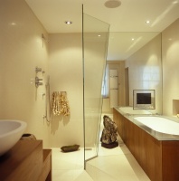 Modern Bathroom