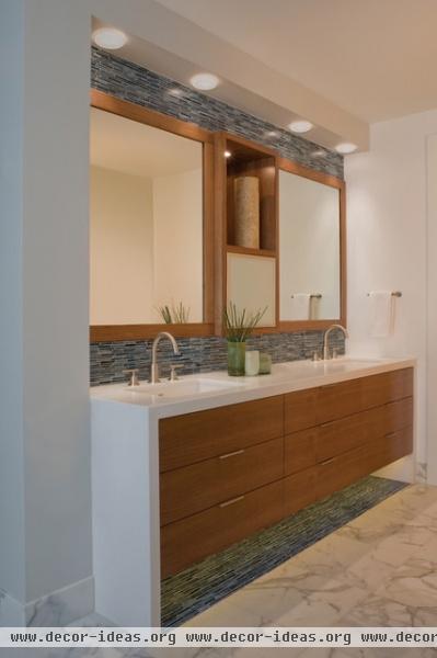 Hillside Bathroom - modern - bathroom - san francisco