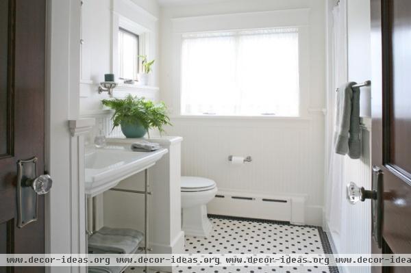 a house in a garden - traditional - bathroom - dc metro