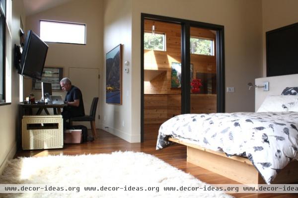 My Houzz: Aptos -  - bedroom -