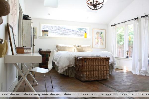 My Houzz: Santa Cruz: Jen - contemporary - bedroom -