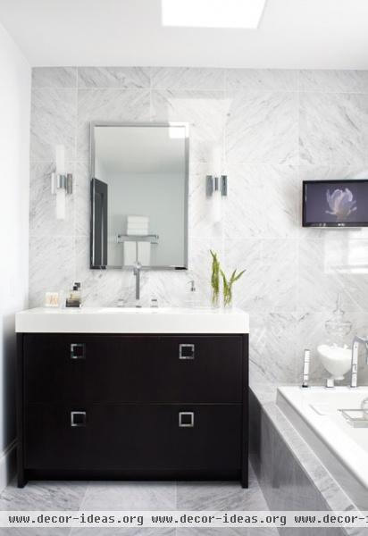 Mallin Cres - Master Bath - contemporary - bathroom - other metro