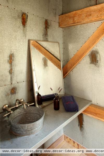 Santa Ynez Barn - eclectic - bathroom - santa barbara