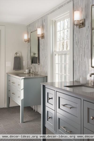 Sudbury - traditional - bathroom - boston