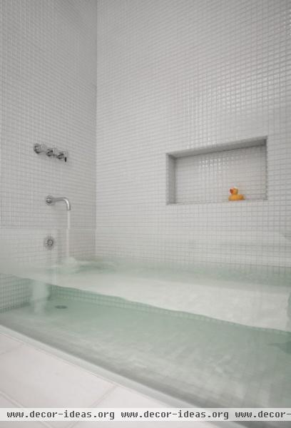 sternmccafferty custom glass bathtub - modern - bathroom - boston