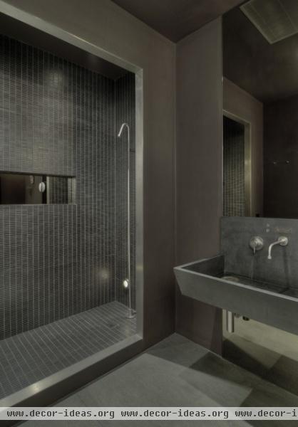 David Howell Design - contemporary - bathroom - new york